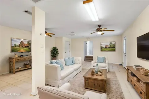 5521 Lanis Street Dickinson TX 77539