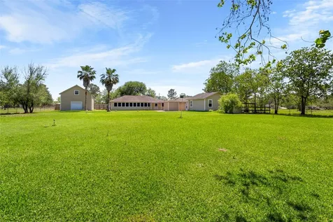 5521 Lanis Street Dickinson TX 77539
