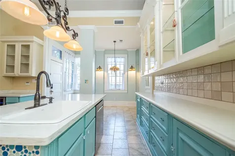 1912 Church Street Galveston TX 77550