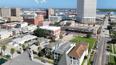 1912 Church Street Galveston TX 77550