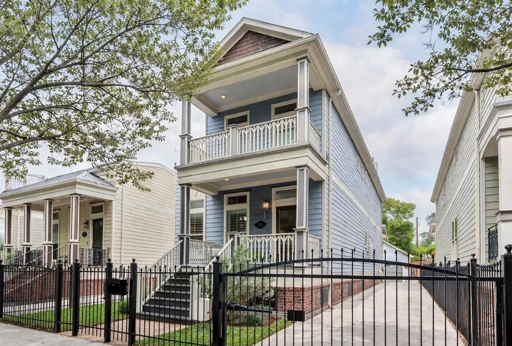 125 E 22nd Street Houston TX 77008