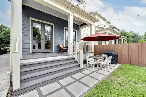 125 E 22nd Street Houston TX 77008