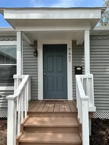 7607 Hemlock Street Houston TX 77012