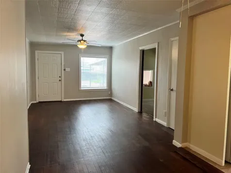 7607 Hemlock Street Houston TX 77012