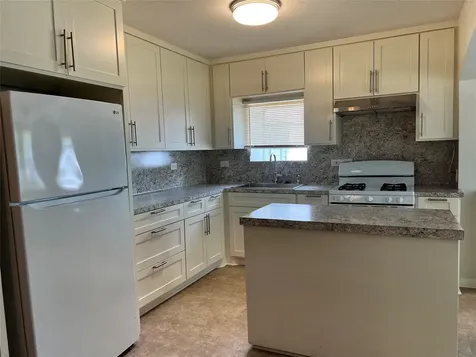 7607 Hemlock Street Houston TX 77012