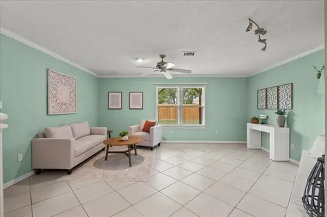 4514 Albatross Drive Seabrook TX 77586