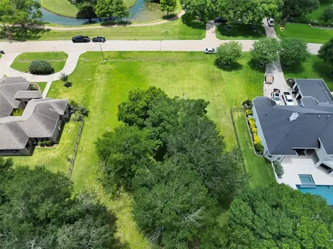 32915 Whitburn Trail Weston Lakes TX 77441