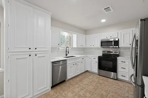 12018 Indian Wells Drive Houston TX 77066