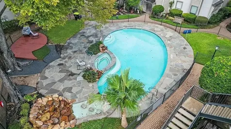 1100 Augusta Drive 3 Houston TX 77057