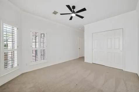 5835 Val Verde Street Houston TX 77057