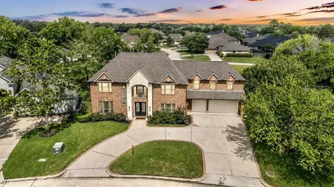 15 Winterhaven Lane Montgomery TX 77356