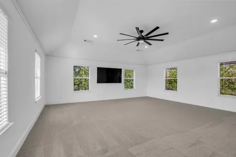 15 Winterhaven Lane Montgomery TX 77356