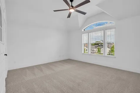 15 Winterhaven Lane Montgomery TX 77356