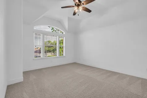15 Winterhaven Lane Montgomery TX 77356