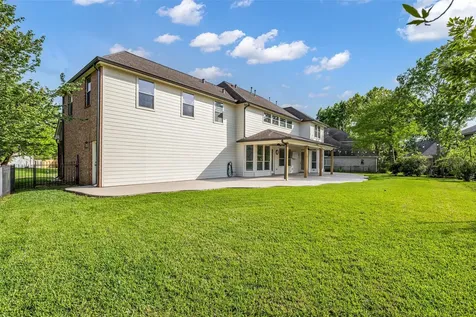 15 Winterhaven Lane Montgomery TX 77356