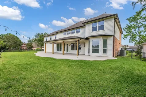 15 Winterhaven Lane Montgomery TX 77356
