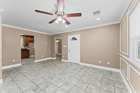 5646 Belmark Street Houston TX 77033