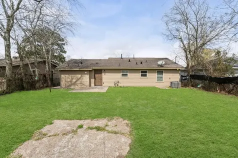5646 Belmark Street Houston TX 77033