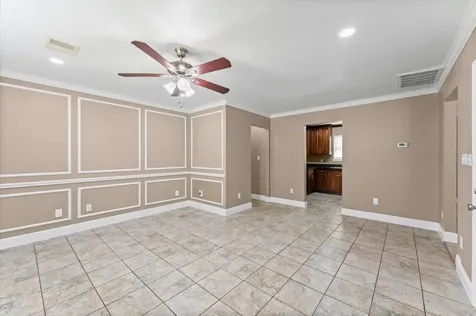 5646 Belmark Street Houston TX 77033