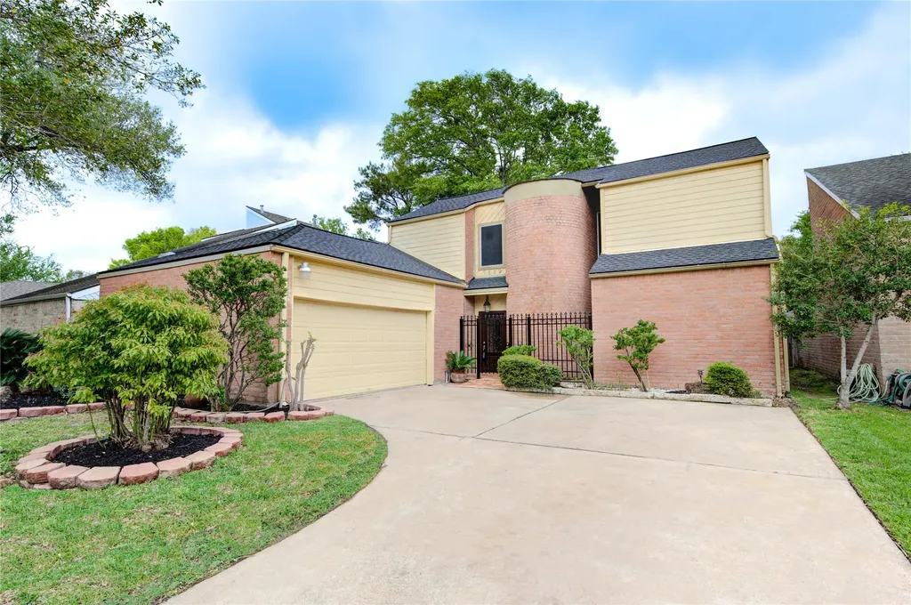 1119 Forest Home Drive Houston TX 77077