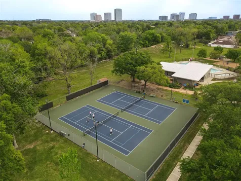 1119 Forest Home Drive Houston TX 77077