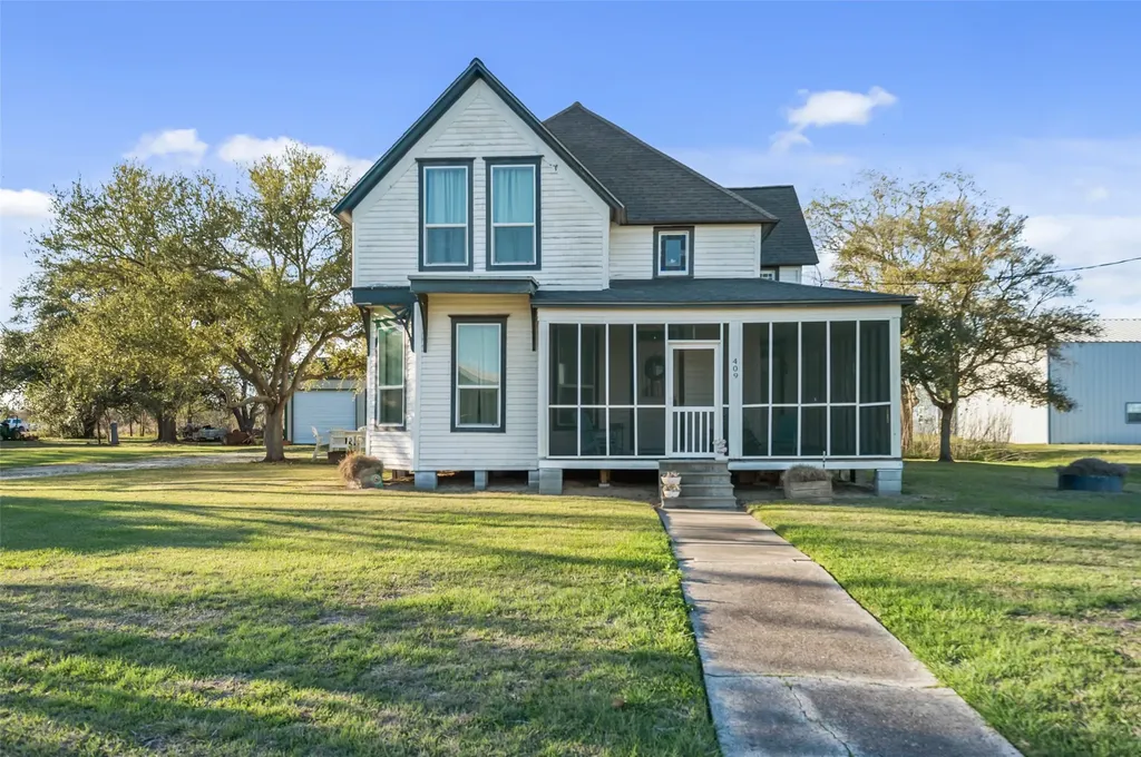 409 Lewis Street Matagorda TX 77414