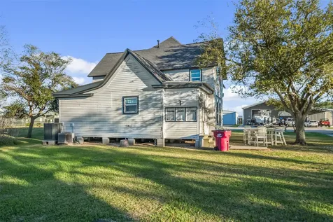 409 Lewis Street Matagorda TX 77414