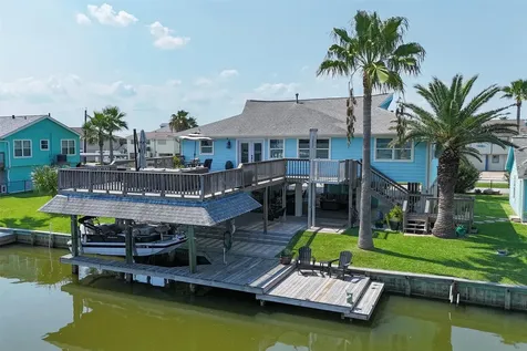 276 Barracuda Street Bayou Vista TX 77563