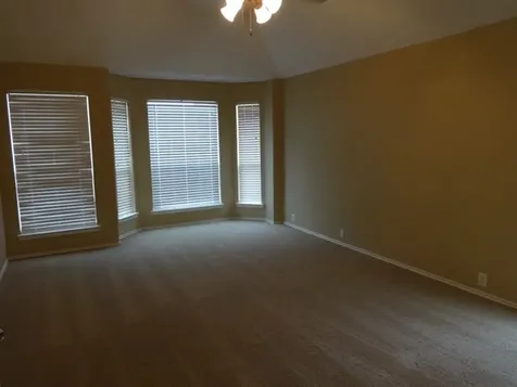 2807 Edgewick Elm Street Fresno TX 77545