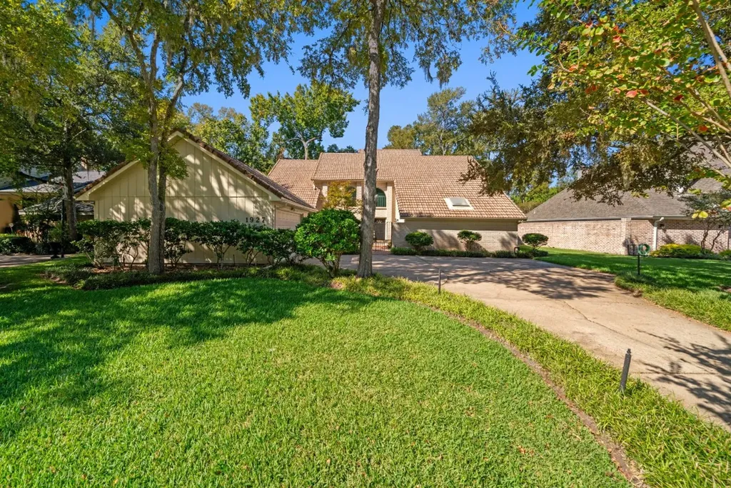 1927 Pitts Road Richmond TX 77406