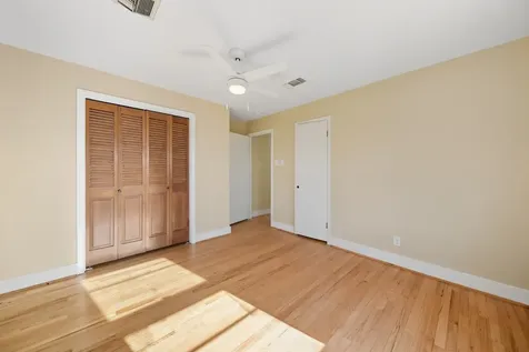 1452 S Circle Sealy TX 77474