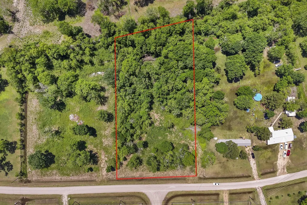 452 County Road 4863 Dayton TX 77535