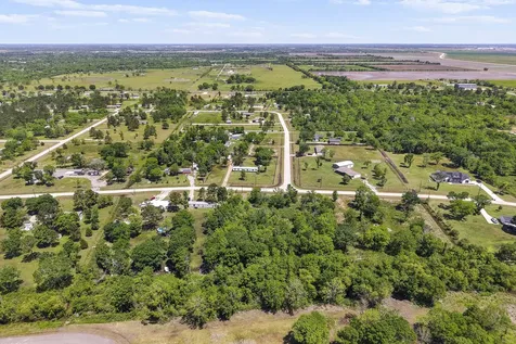 452 County Road 4863 Dayton TX 77535