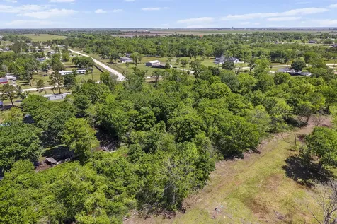 452 County Road 4863 Dayton TX 77535