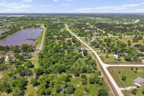 452 County Road 4863 Dayton TX 77535