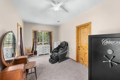 4986 Old Wagon Lane Richards TX 77873
