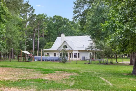 4986 Old Wagon Lane Richards TX 77873