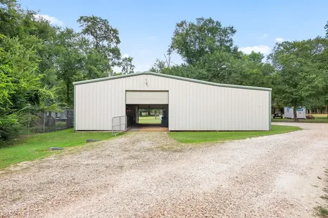 4986 Old Wagon Lane Richards TX 77873