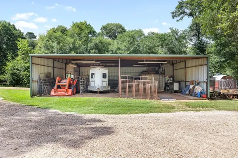 4986 Old Wagon Lane Richards TX 77873