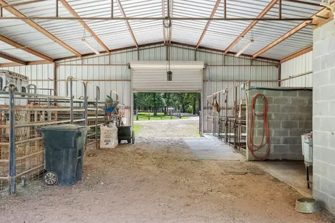 4986 Old Wagon Lane Richards TX 77873
