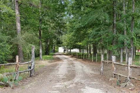 4986 Old Wagon Lane Richards TX 77873