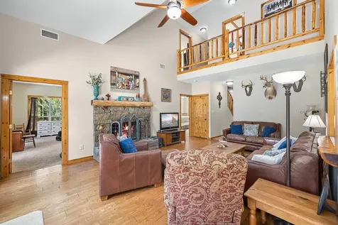 4986 Old Wagon Lane Richards TX 77873