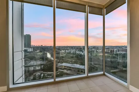 3333 Allen Parkway 1609 Houston TX 77019