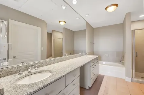 3333 Allen Parkway 1609 Houston TX 77019