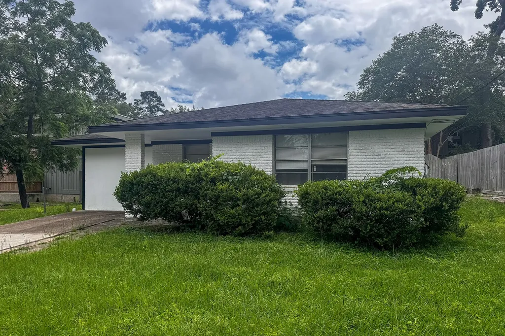1409 20th Street Huntsville TX 77340