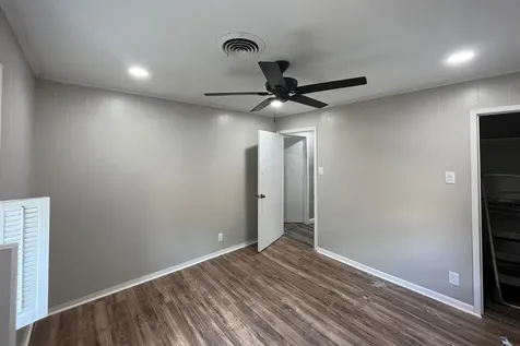 1409 20th Street Huntsville TX 77340