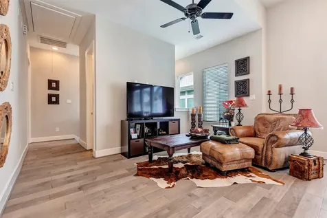 4450 W Tidwell Road C Houston TX 77091