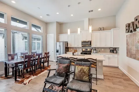 4450 W Tidwell Road C Houston TX 77091