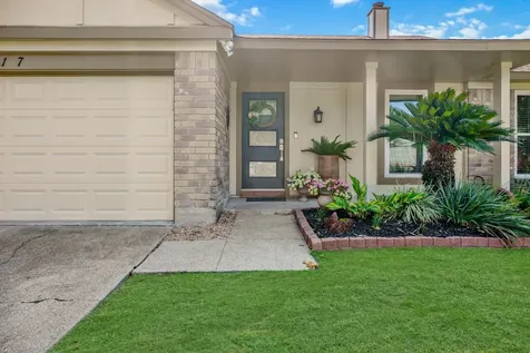 2717 Hot Springs Drive Pearland TX 77584