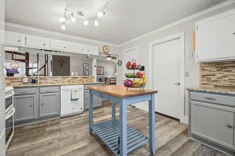 2717 Hot Springs Drive Pearland TX 77584